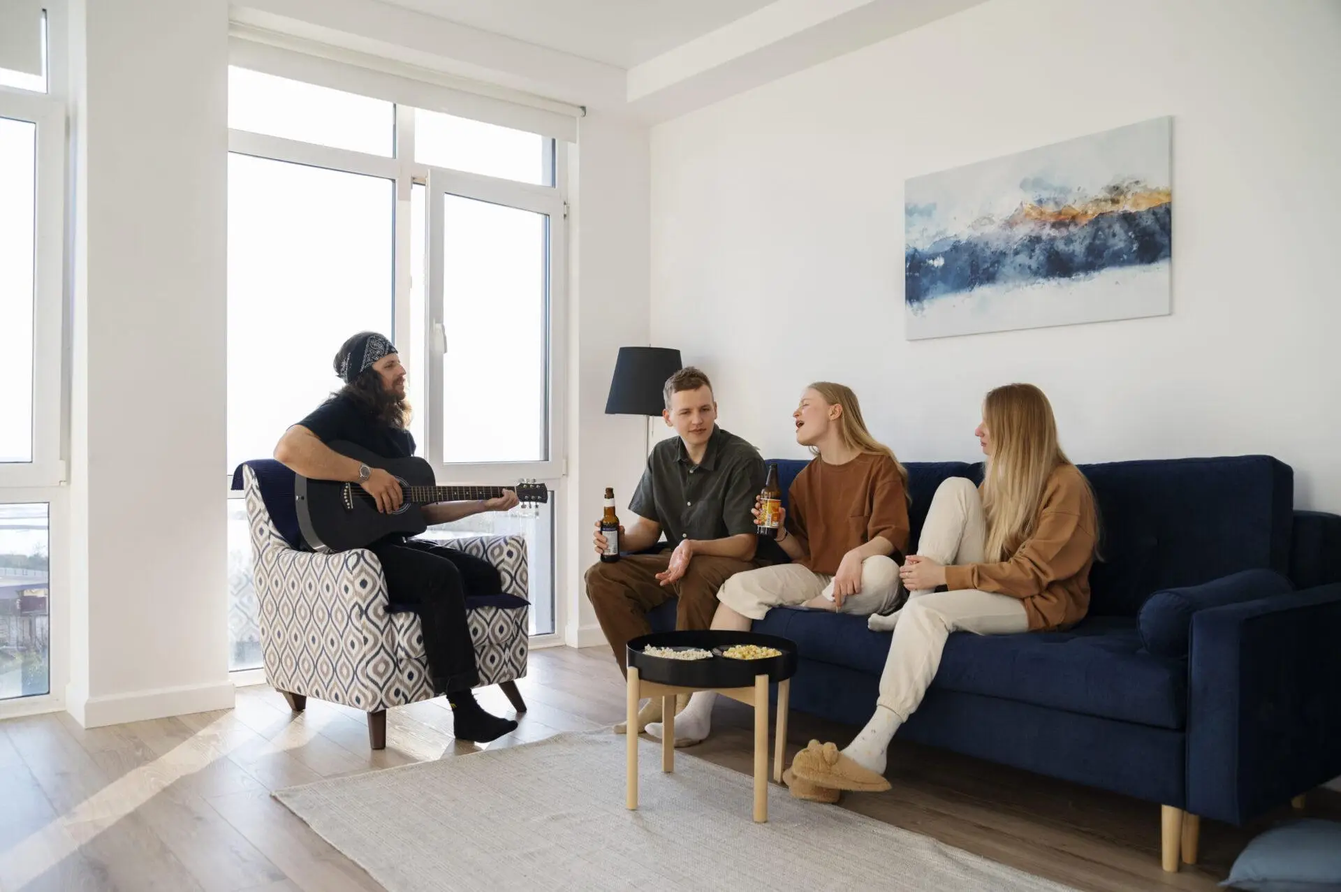 The Benefits of Co-Living for Students: Affordable, Social, and Convenient – Guide for Students
