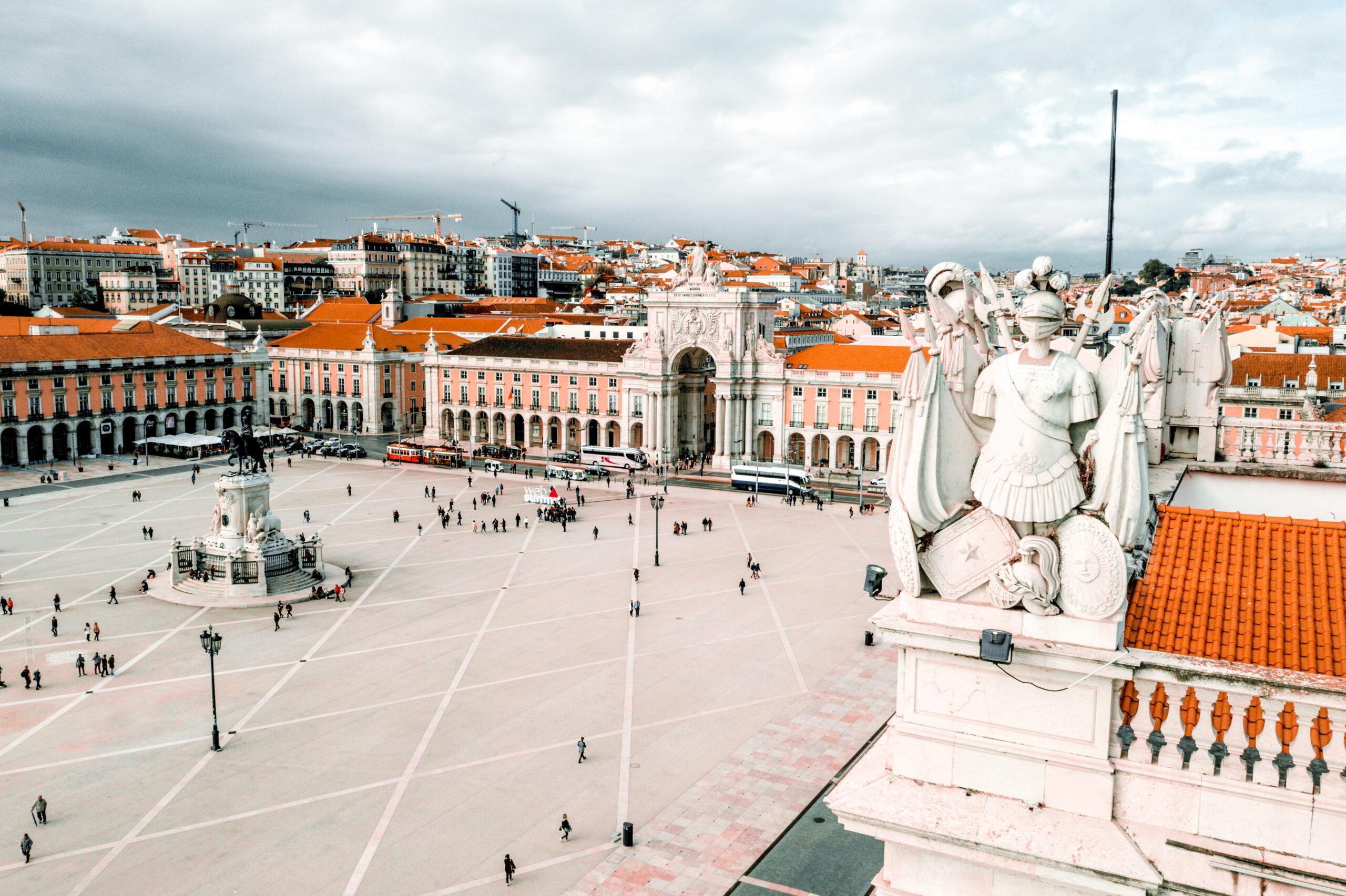 The Expat Housing Checklist for Portugal